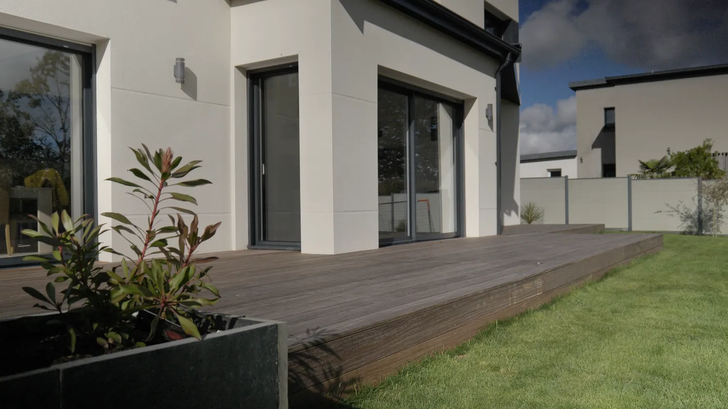 amenagement de terrasse lampaul guimiliau