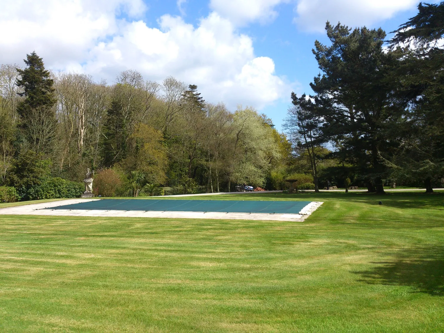 tonte de pelouse lesneven